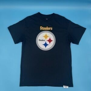 Like NEW- Majestic Steelers NFL T-shirts
